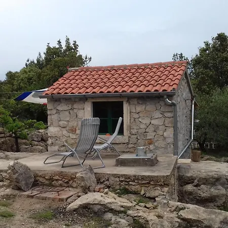 Vakantiehuis Secluded House - 15649 *