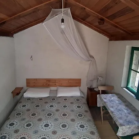 Secluded House - 15649 Vakantiehuis