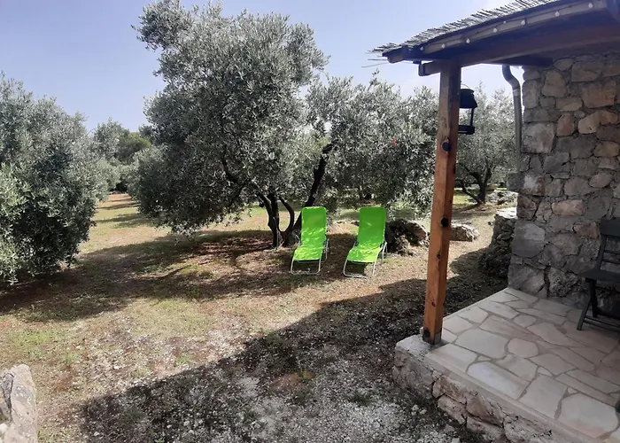 Ferienhaus Secluded House - 15649 Pašman